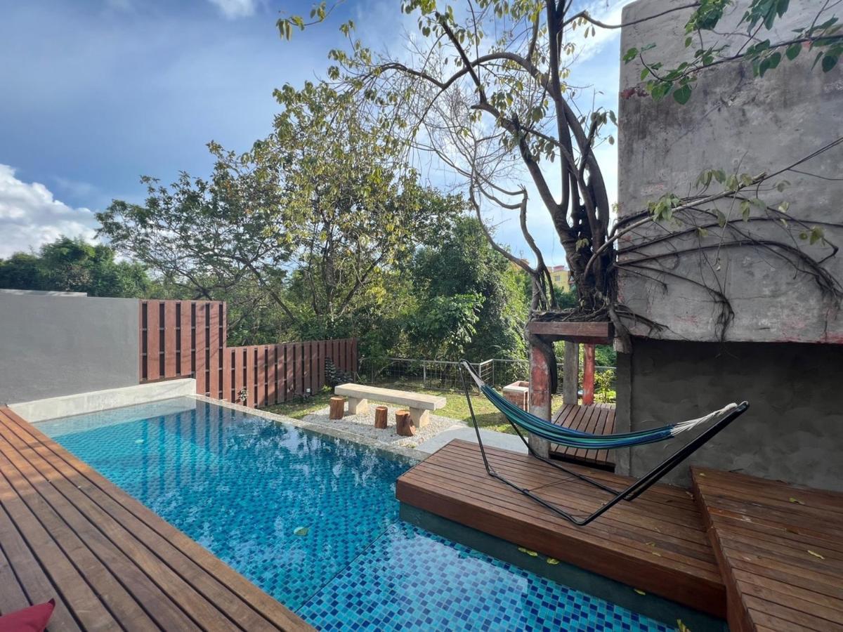 Royale Riviera Resort Private Pool Villas Пантай-Сенанг Экстерьер фото