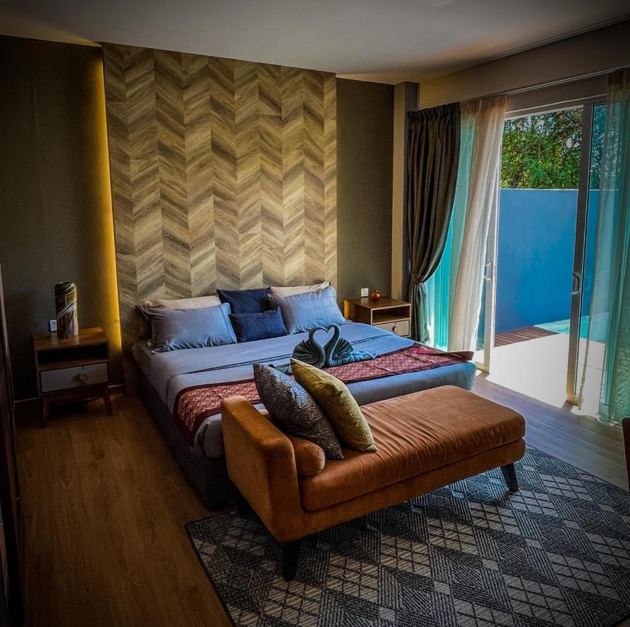 Royale Riviera Resort Private Pool Villas Пантай-Сенанг Экстерьер фото