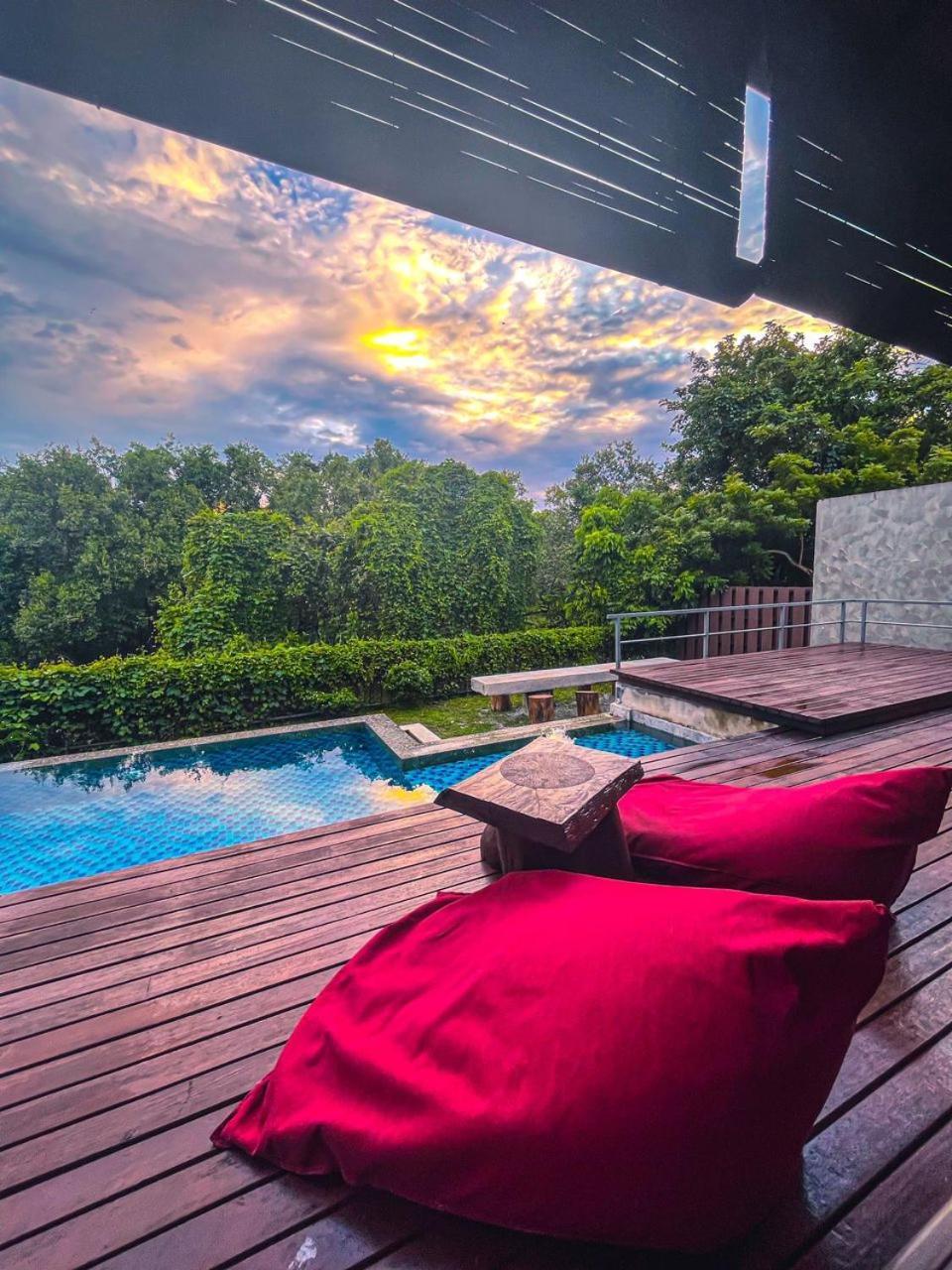 Royale Riviera Resort Private Pool Villas Пантай-Сенанг Экстерьер фото