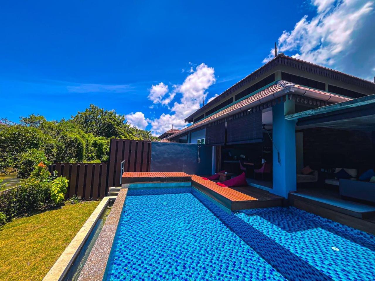Royale Riviera Resort Private Pool Villas Пантай-Сенанг Экстерьер фото